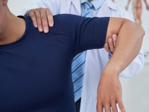 8 مراقبت‌ مهم بعد از عمل آرتروسکوپی شانه